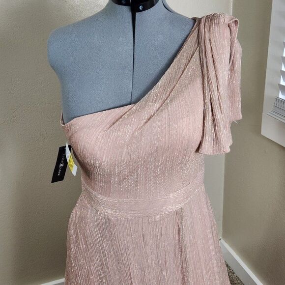 Betsy & Adam Metallic Evening Gown Size 8 - Picture 2 of 16